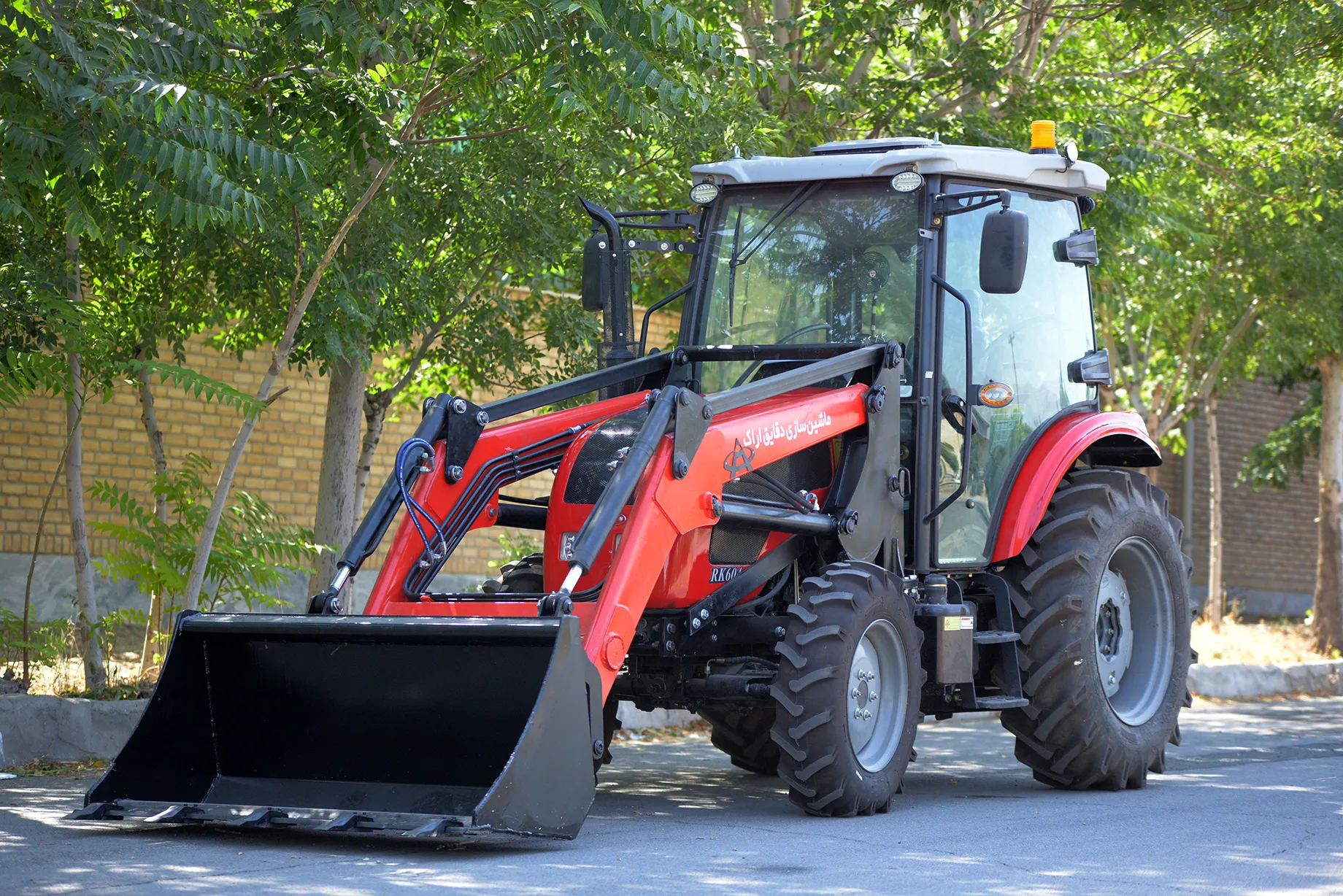 بیل جلو تراکتوری ماشین سازی دقایق اراک-MSD FRONT LOADER