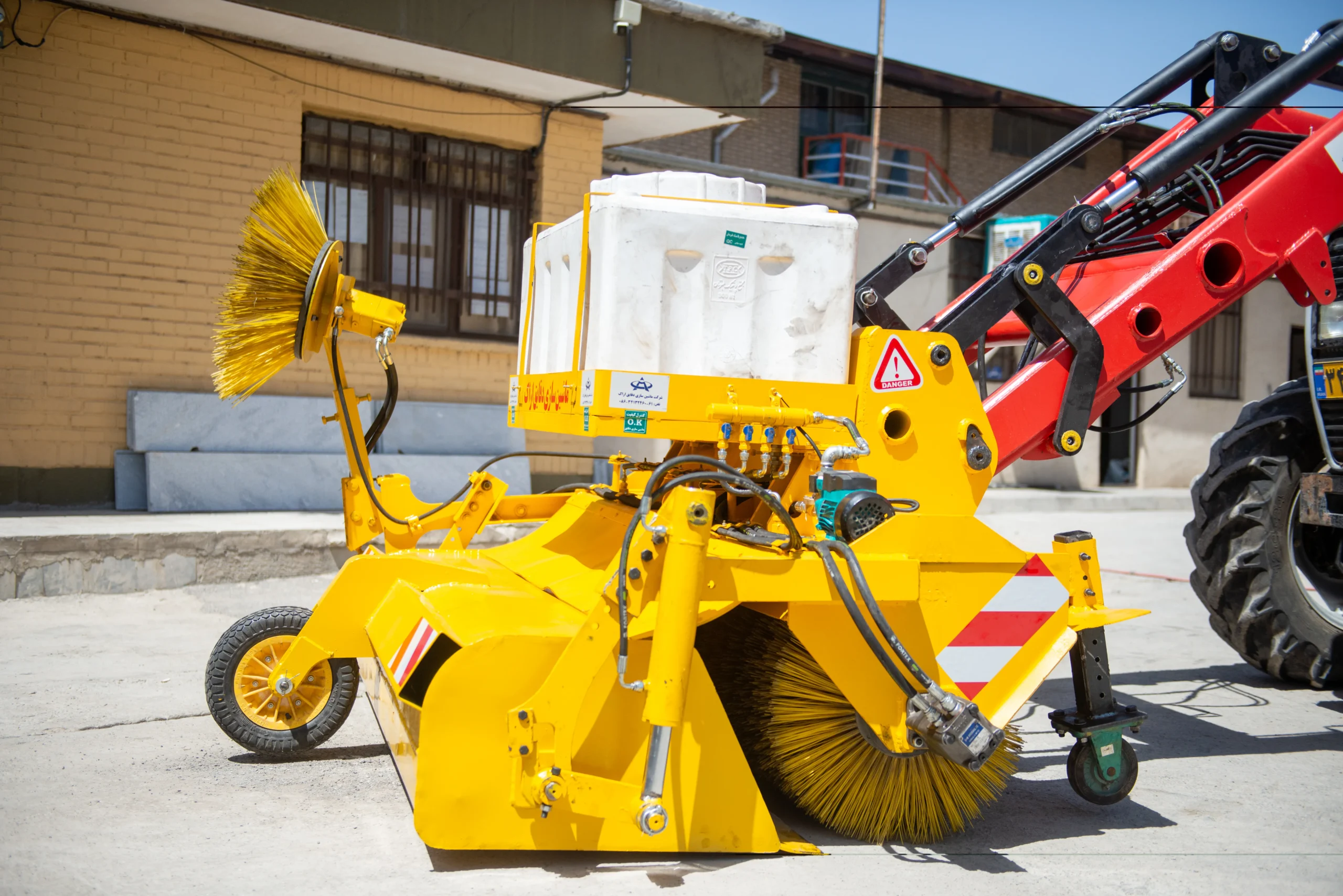 جاروی شهری ماشین سازی دقایق اراک-MSD SWEEPER